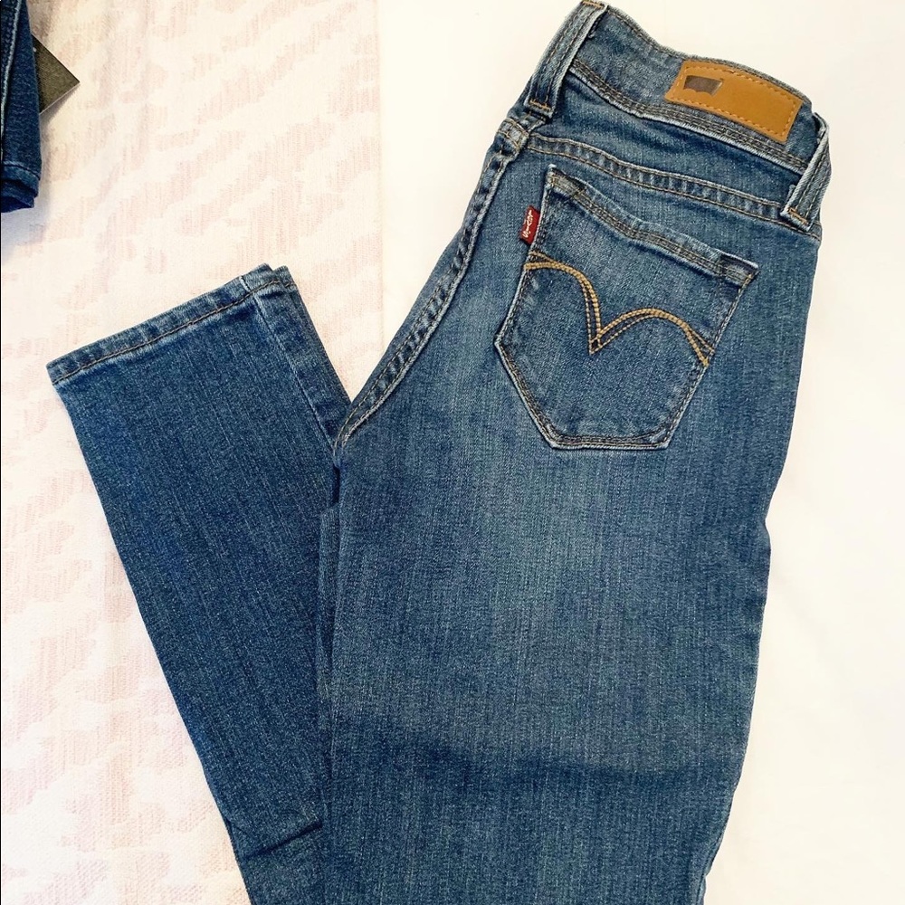 Levi’s skinny jeans Low rise